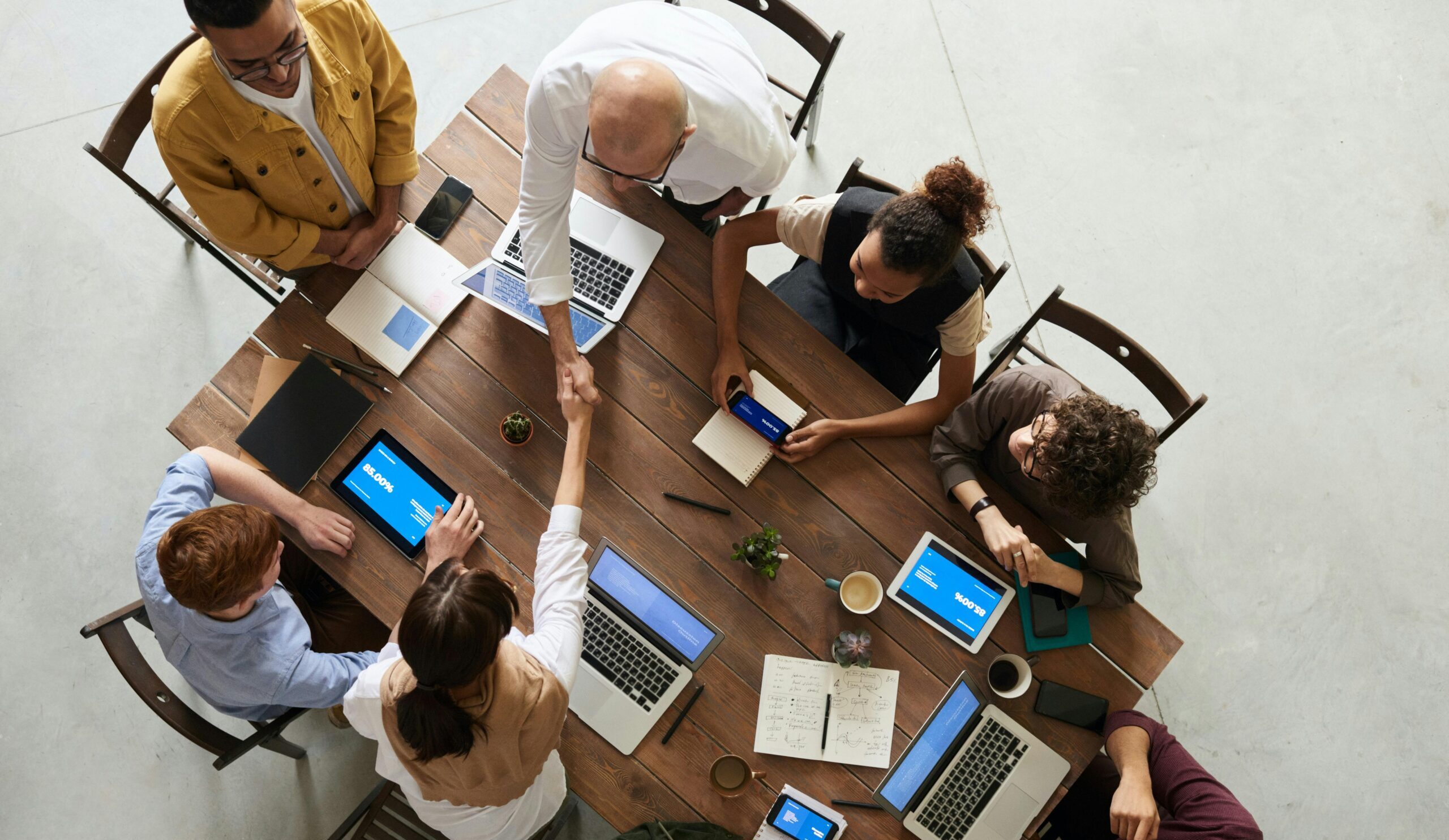 Z11d9JbqstJ98f_C_pexels-fauxels-3183197-scaled